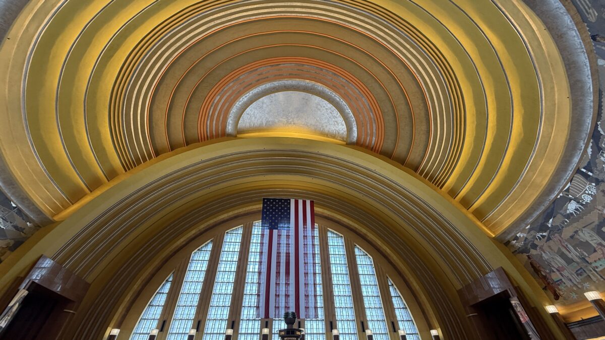 The art deco of the Cincinnati Union Terminal, as seen in the Cincinnati episode of PhotowalksTV by Jefferson Graham