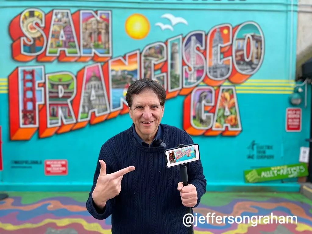 Travel Photographer Jefferson Graham Posing in San Francisco, California.